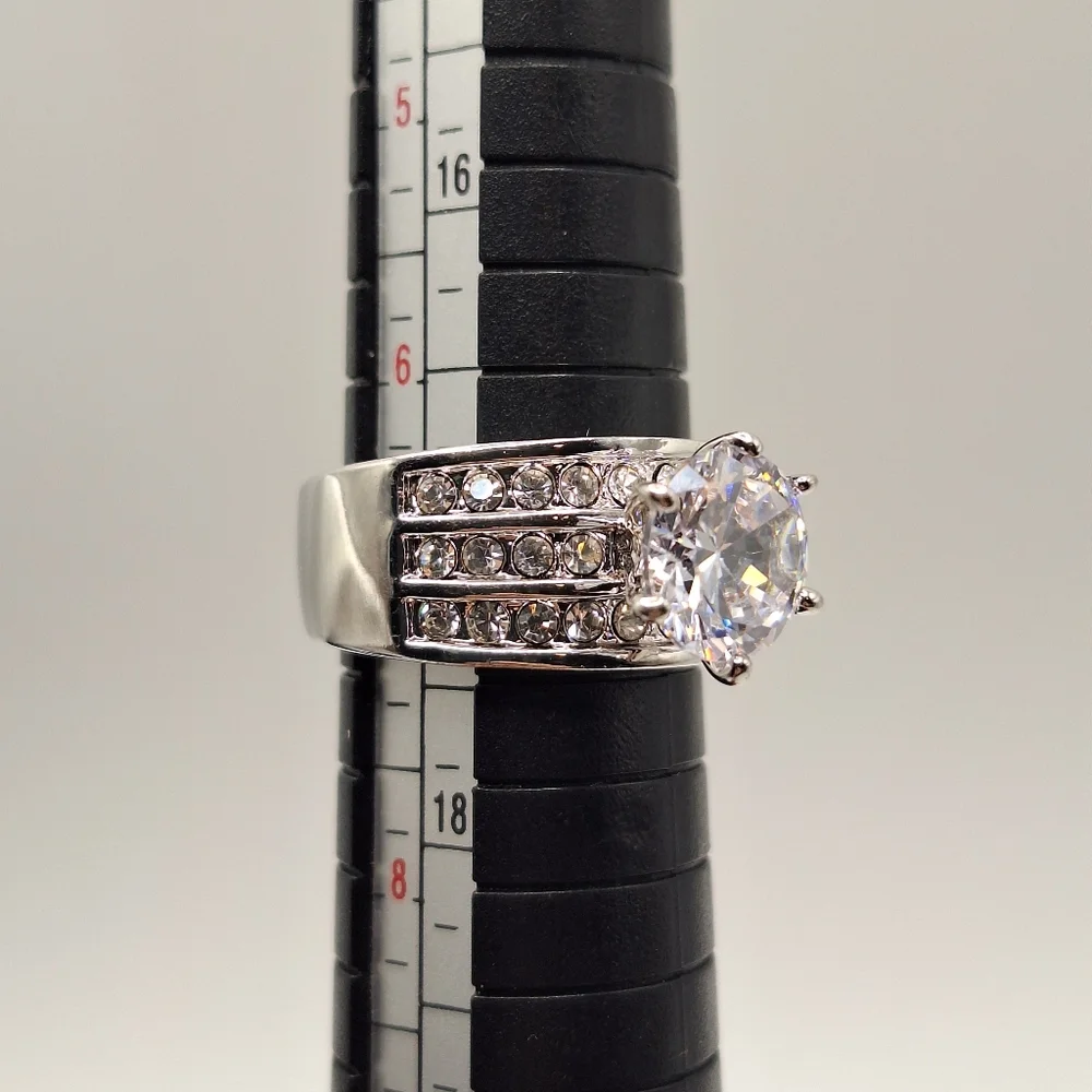 Swarovski Crystal Ring Size 7 | Round Diamond Look Statement Ring | Wide Band - Picture 10 of 16